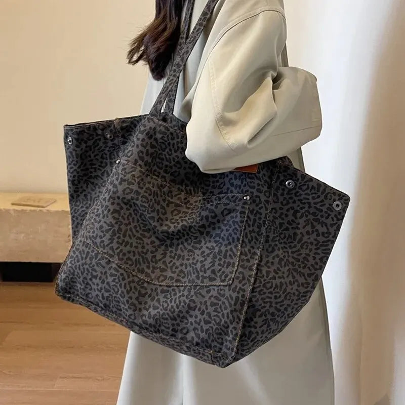 Sac à motif léopard