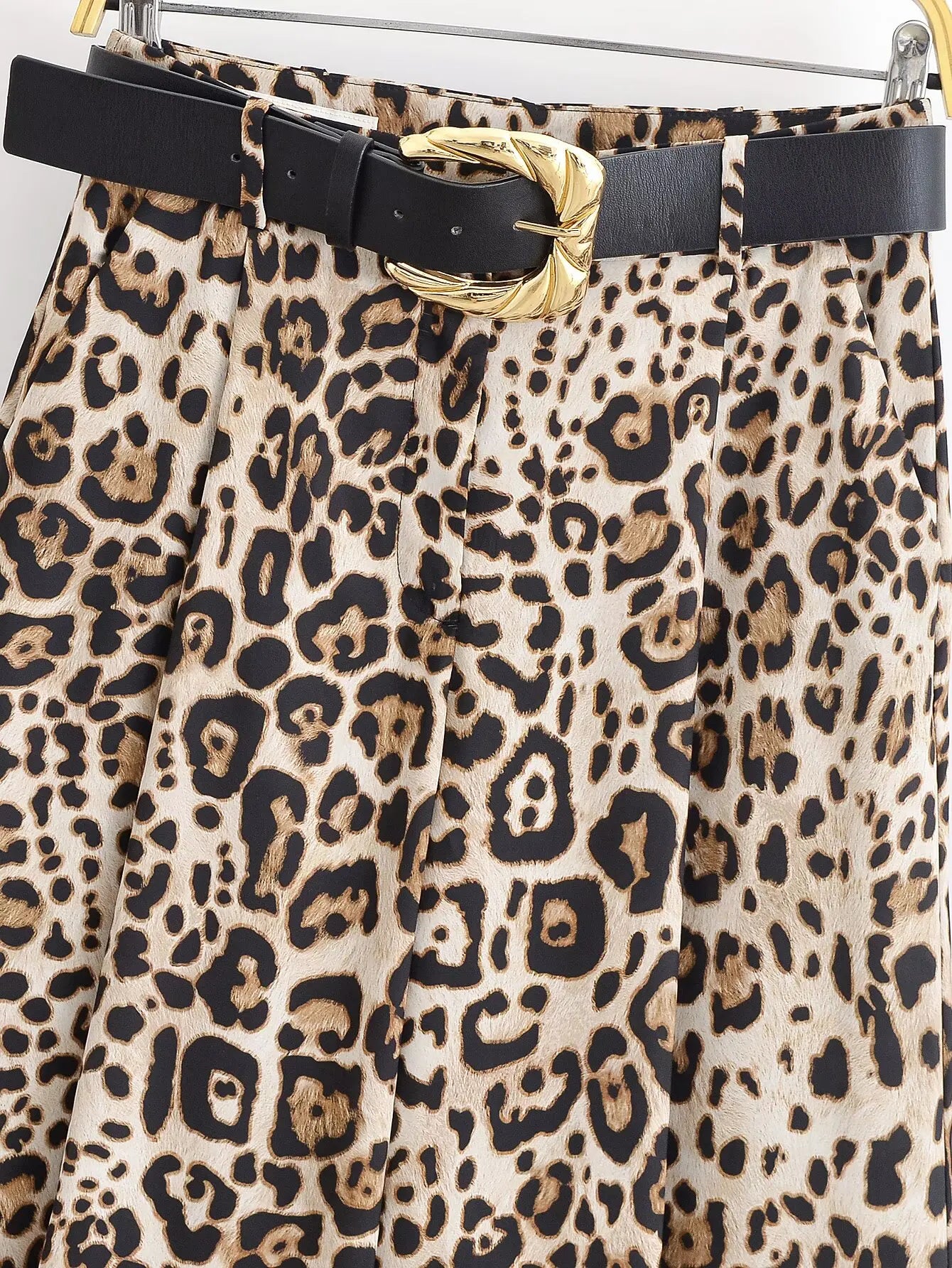 Pantalon taille haute en satin léopard  avec ceinture