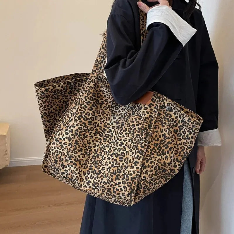Sac à motif léopard