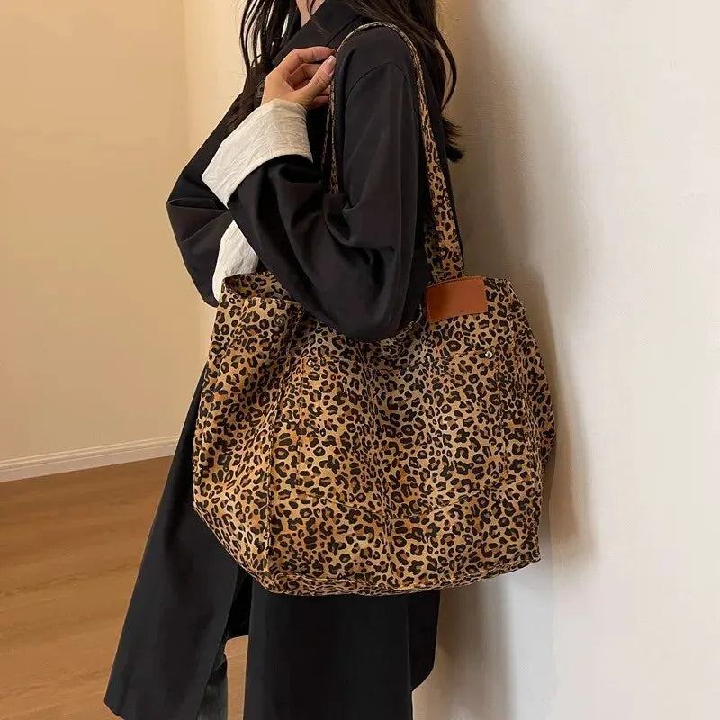 Sac à motif léopard